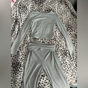 Shein foldover flare leggings and long sleeve shirt set size M Grey